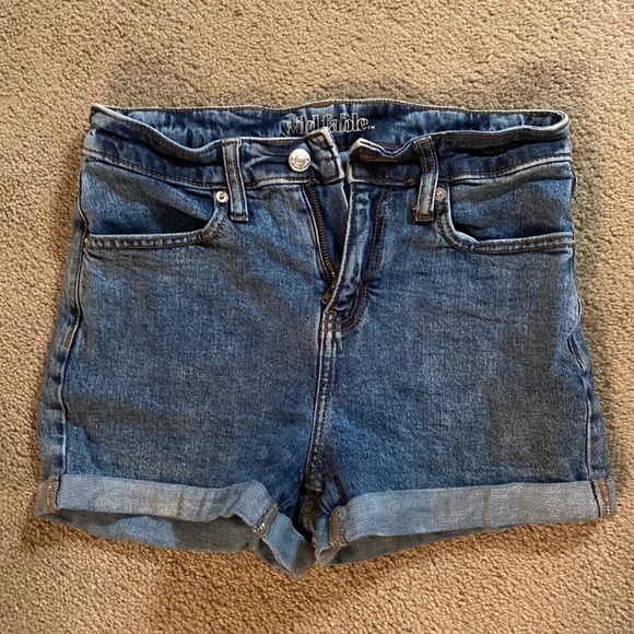 Wild fable non ripped jean shorts - Picture 1 of 2